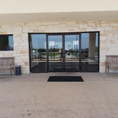 Yorktown Inn And Suites Extérieur photo