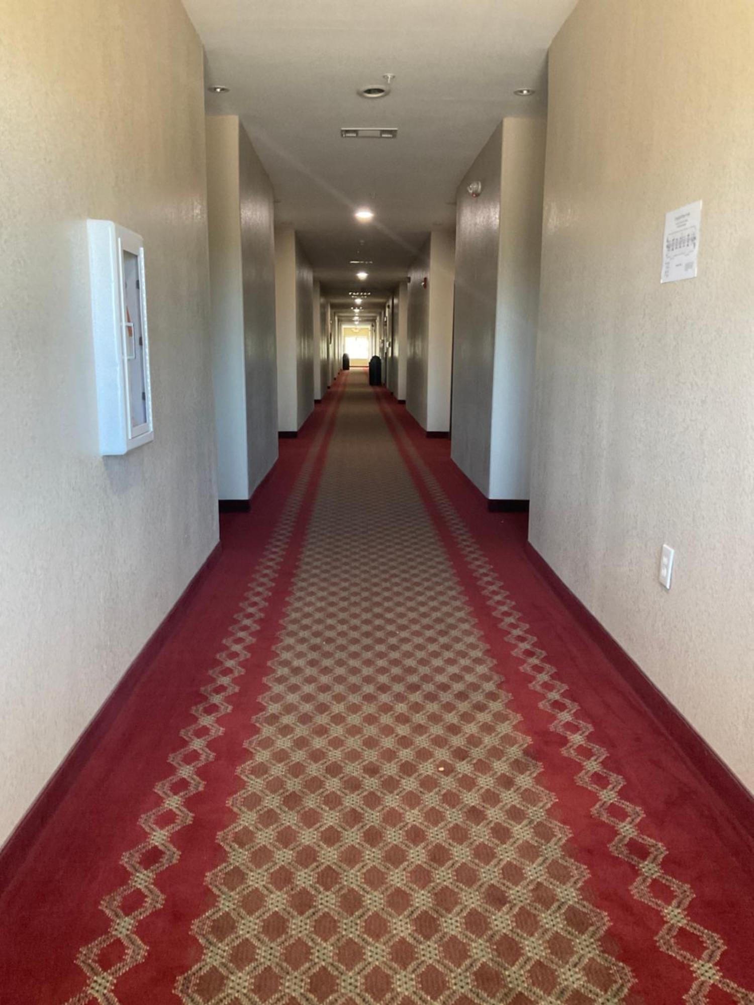 Yorktown Inn And Suites Extérieur photo
