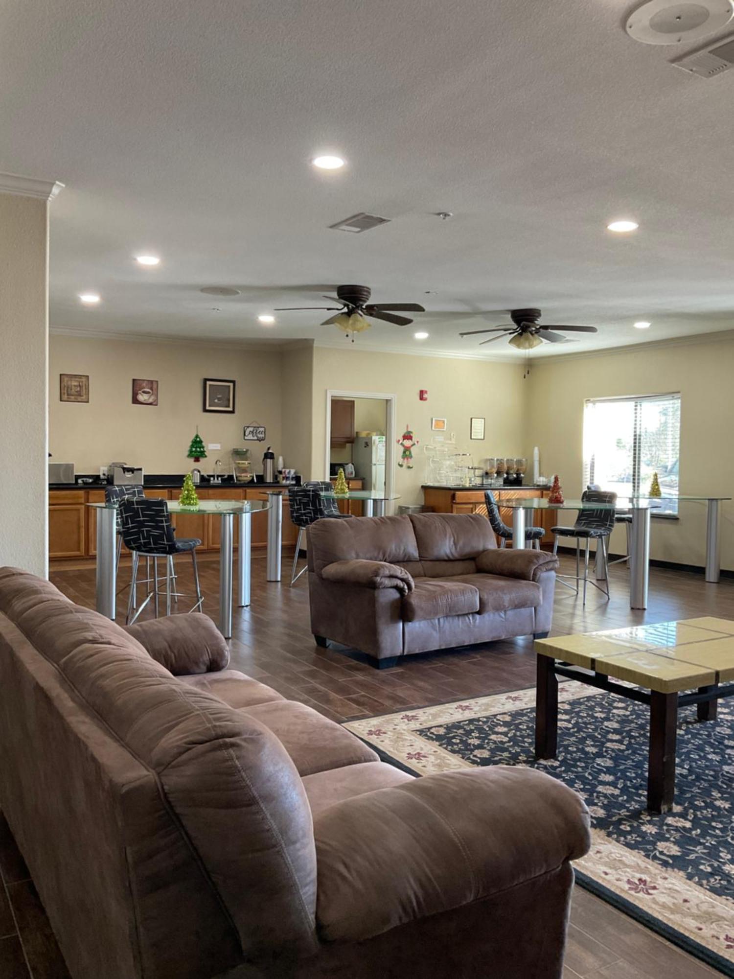 Yorktown Inn And Suites Extérieur photo