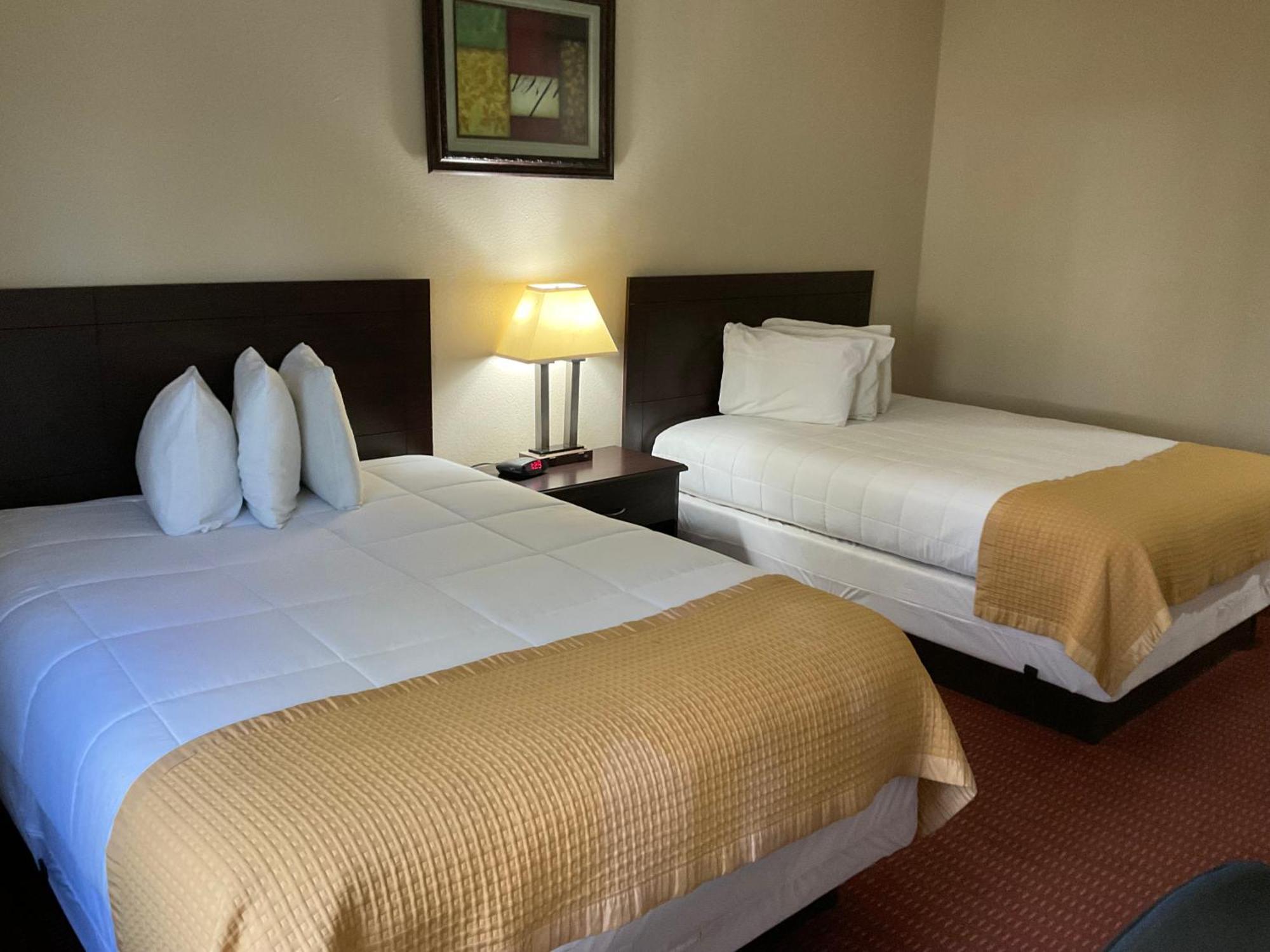 Yorktown Inn And Suites Extérieur photo
