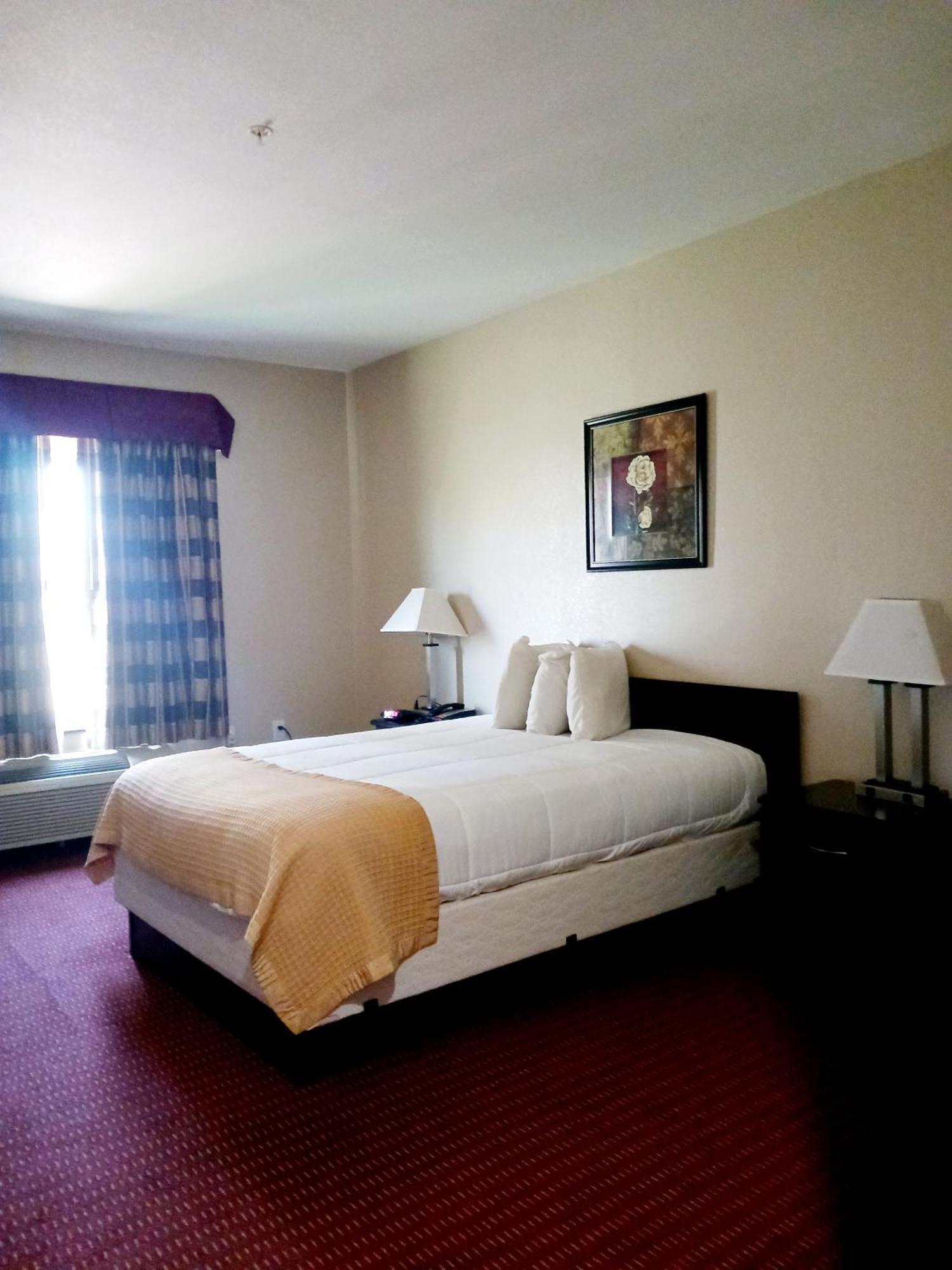 Yorktown Inn And Suites Extérieur photo