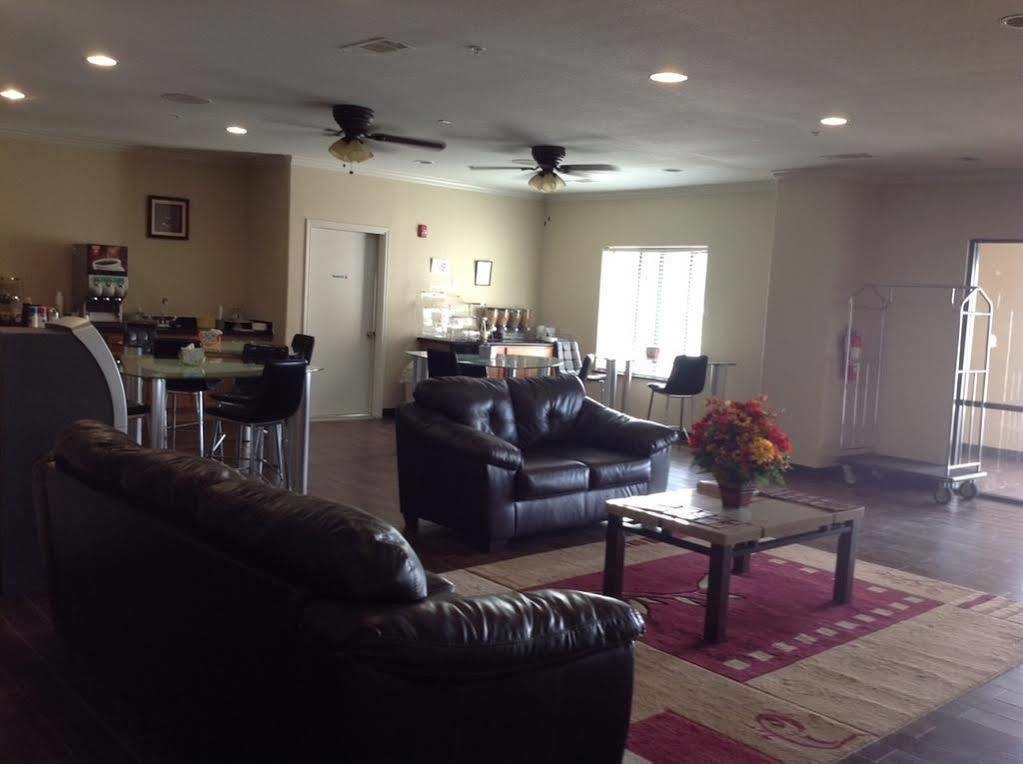 Yorktown Inn And Suites Extérieur photo